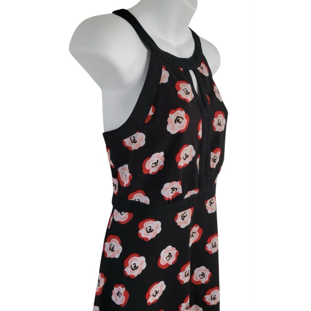 Flirty ELLE A-Line Keyhole Halter Style - Picture 4 of 11